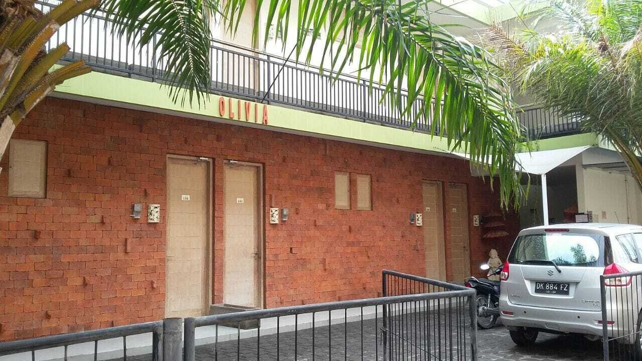 Oyo 697 Olivia Inn Denpasar Legian Exterior foto